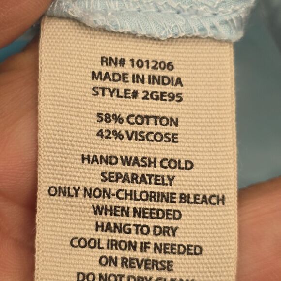 soft surroundings Heloise Eyelet Tunic Women's Size Medium Bell Sleeves Blue - Picture 4 of 8